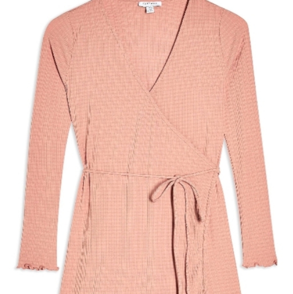 TOPSHOP Long Sleeve Seersucker Wrap… - Picture 4 of 9